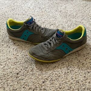 Neon Saucony sneakers